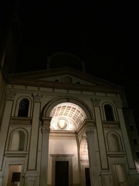 만토바 Palazzo Guerrieri Da Fermo 아파트 외부 사진